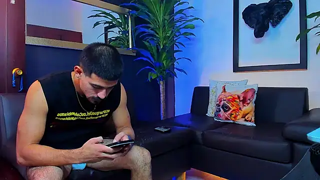 Snapshot of Markboyl chatting on February 3, 2025, 1:19 pm Markboyl online show from February 3, 2025, 1:19 pm