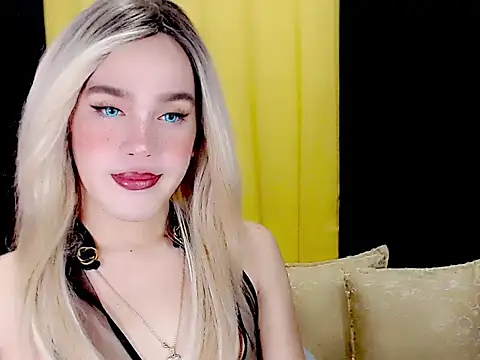 Snapshot of arianneXXX_ts chatting on September 12, 2025, 9:36 pm arianneXXX ts online show from September 12, 2025, 9:36 pm