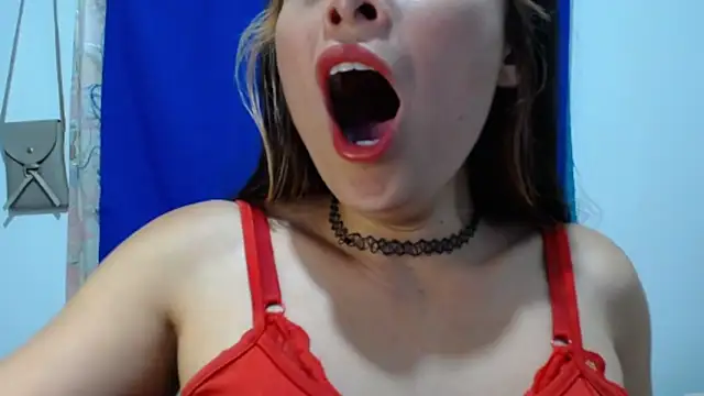 Alexandrasaenz online show from April 25, 2026, 9:56 pm