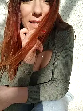 clara-francaise online show from February 11, 2026, 3:12 pm