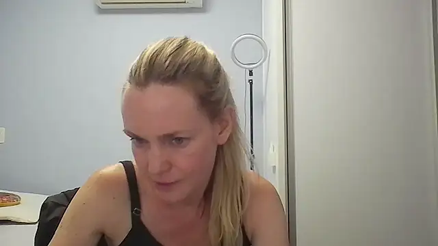 Annylove1 online show from January 8, 2026, 12:27 am