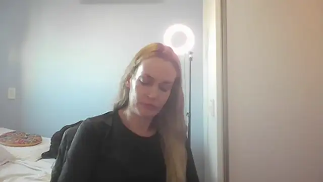 Annylove1 online show from July 23, 2026, 10:56 am