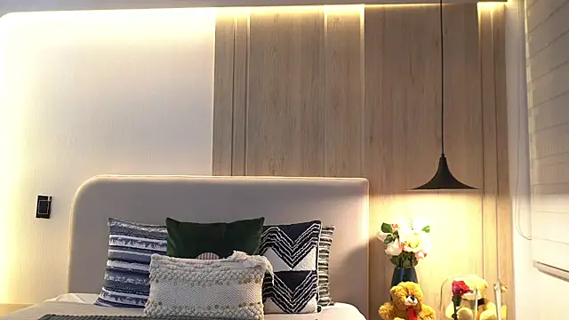 KalaBeckett  online show from March 28, 2026, 11:44 am