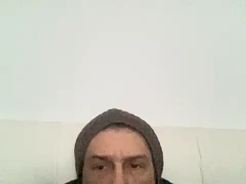 Snapshot of ALPHANDRE chatting on March 20, 2025, 4:29 am ALPHANDRE online show from March 20, 2025, 4:29 am