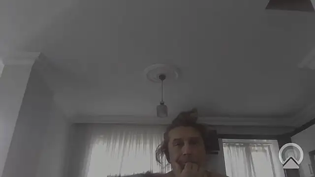 Snapshot of ALPHANDRE chatting on October 5, 2025, 8:16 am ALPHANDRE online show from October 5, 2025, 8:16 am