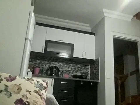 Snapshot of ALPHANDRE chatting on March 18, 2025, 5:23 pm ALPHANDRE online show from March 18, 2025, 5:23 pm