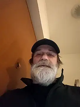 Snapshot of AlexNudo chatting on February 8, 2025, 8:31 am AlexNudo online show from February 8, 2025, 8:31 am