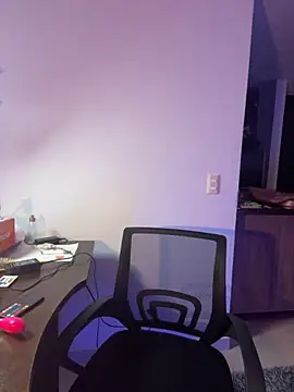 Snapshot of Im_sophiie chatting on October 3, 2025, 6:26 am Im sophiie online show from October 3, 2025, 6:26 am