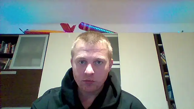 Matttthees online show from October 22, 2025, 6:29 pm