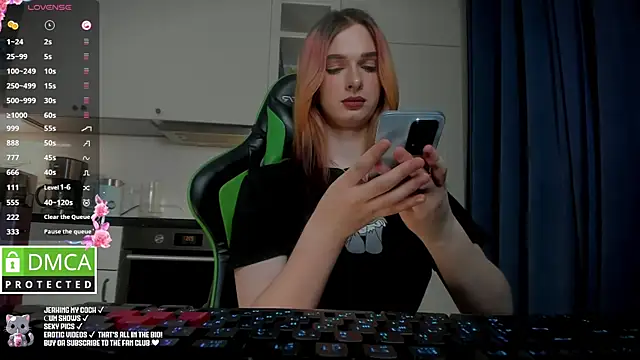 Lee Loo online show from January 28, 2025, 5:03 pm