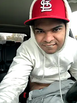 marhi32 online show from November 9, 2025, 1:48 pm