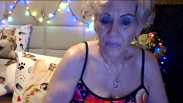 HappyWomanOn online show from February 9, 2025, 7:30 pm