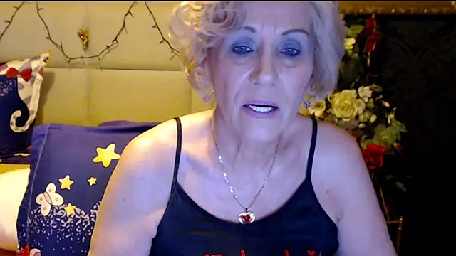 HappyWomanOn online show from February 16, 2025, 8:00 pm
