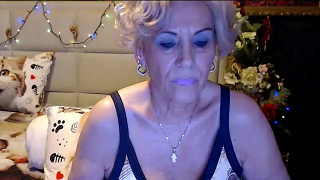 HappyWomanOn online show from February 6, 2025, 10:04 am