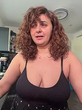 AnneKane online show from April 11, 2026, 6:21 am