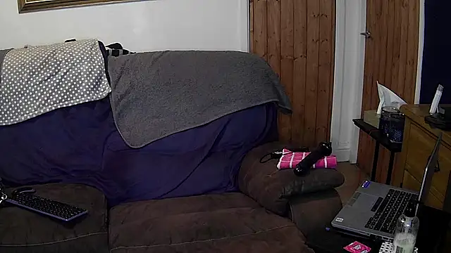 rob2810 online show from January 7, 2026, 9:09 pm