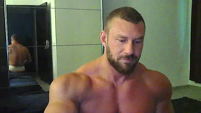 Snapshot of muscularkevin chatting on July 11, 2026, 3:29 am muscularkevin online show from July 11, 2026, 3:29 am