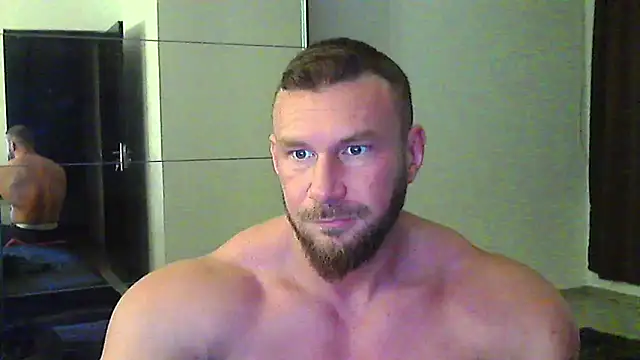 muscularkevin online show from December 19, 2025, 5:00 am