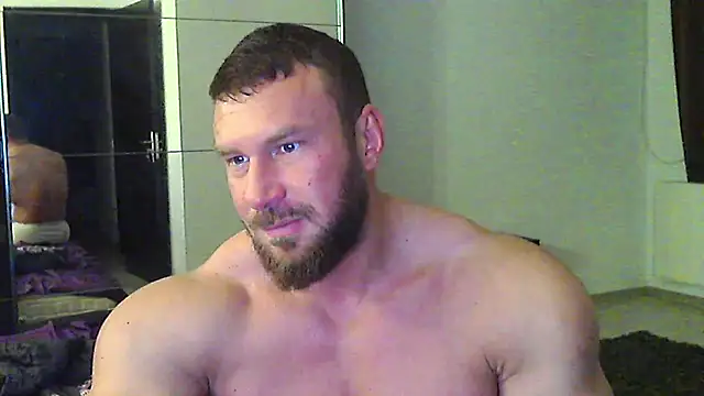 Snapshot of muscularkevin chatting on April 22, 2026, 3:57 am muscularkevin online show from April 22, 2026, 3:57 am