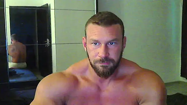 Snapshot of muscularkevin chatting on July 14, 2026, 3:22 am muscularkevin online show from July 14, 2026, 3:22 am