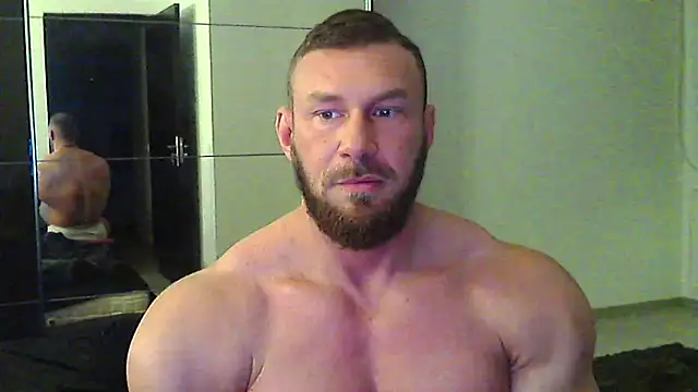 muscularkevin online show from March 16, 2026, 4:42 am