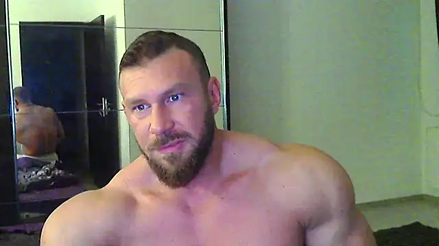 Snapshot of muscularkevin chatting on May 3, 2026, 3:33 am muscularkevin online show from May 3, 2026, 3:33 am