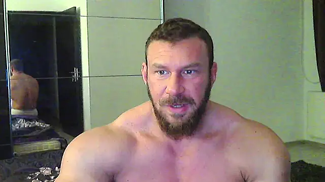 muscularkevin online show from April 5, 2026, 3:46 am