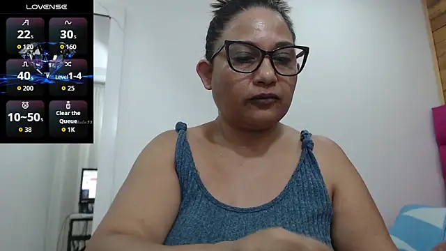 Katha Marck online show from October 10, 2025, 8:04 am