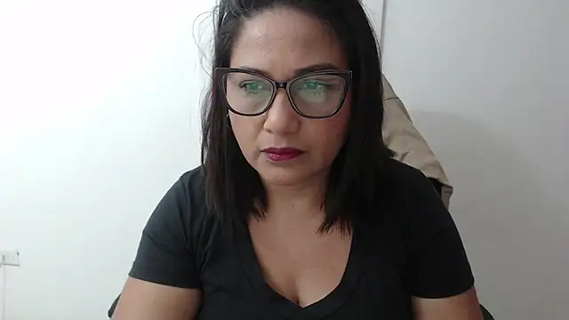 Katha Marck online show from March 6, 2026, 12:11 pm