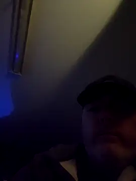 Snapshot of Hotredheadandtoungelasher chatting on November 14, 2025, 9:02 am Hotredheadandtoungelasher online show from November 14, 2025, 9:02 am