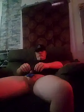 Hotredheadandtoungelasher online show from March 12, 2026, 2:21 pm