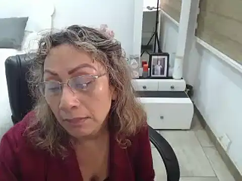 jesy hot online show from March 21, 2025, 1:45 am