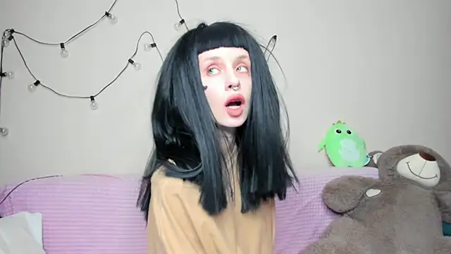 Snapshot of FlowerOfSin2001 chatting on September 21, 2025, 4:34 pm FlowerOfSin2001 online show from September 21, 2025, 4:34 pm