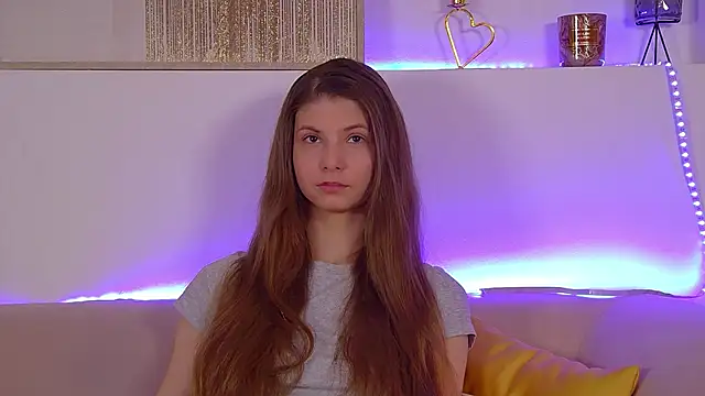 AudreyBarlow online show from March 11, 2025, 9:24 am