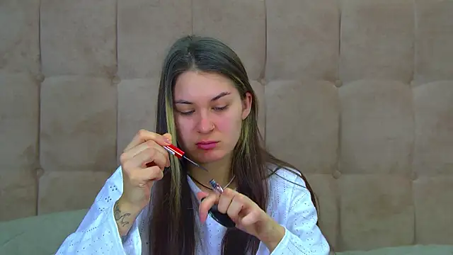 Snapshot of RachelSimpson chatting on February 23, 2026, 6:25 am RachelSimpson online show from February 23, 2026, 6:25 am