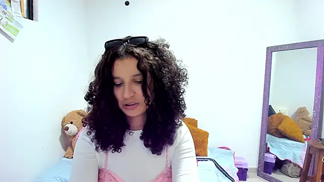 Snapshot of Cositarica_ chatting on October 5, 2025, 4:09 pm Cositarica online show from October 5, 2025, 4:09 pm