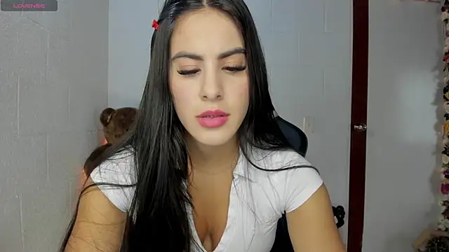 Snapshot of M_isabel25 chatting on January 9, 2025, 8:55 pm M isabel25 online show from January 9, 2025, 8:55 pm