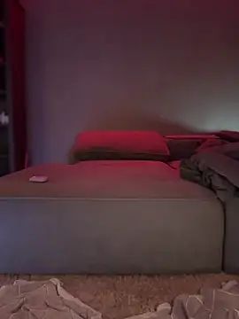 Snapshot of Bastet chatting on December 16, 2025, 7:40 pm Bastet online show from December 16, 2025, 7:40 pm