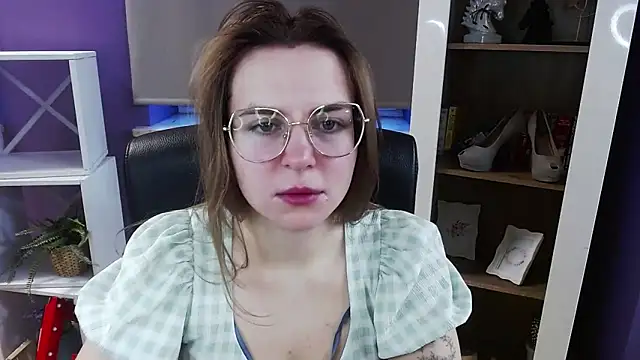 Zoey Erotic online show from March 25, 2026, 5:29 am