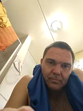 Snapshot of Brutus009 chatting on February 12, 2026, 10:15 am Brutus009 online show from February 12, 2026, 10:15 am