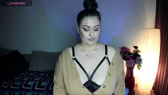 Snapshot of Laura_sinner chatting on March 16, 2025, 8:54 pm Laura sinner online show from March 16, 2025, 8:54 pm