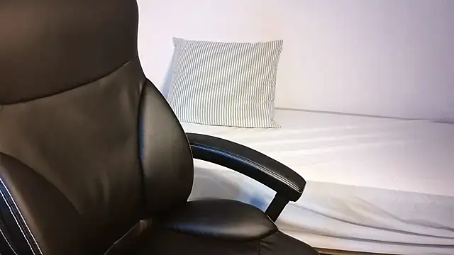 Snapshot of naughty_sarahh chatting on July 9, 2026, 5:56 pm naughty sarahh online show from July 9, 2026, 5:56 pm
