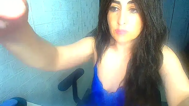 naughty sarahh online show from October 29, 2025, 11:47 pm