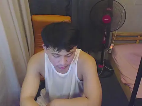 Snapshot of princeJayX chatting on June 1, 2026, 4:56 am princeJayX online show from June 1, 2026, 4:56 am