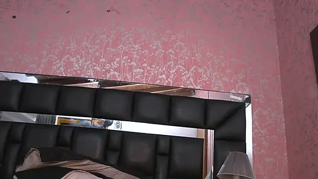 Snapshot of agatha_collins_ chatting on March 3, 2025, 7:17 pm agatha collins online show from March 3, 2025, 7:17 pm