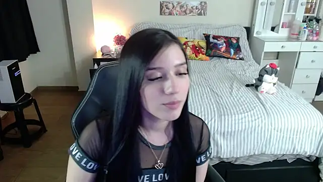 Snapshot of kittykat18x chatting on February 22, 2026, 1:19 am kittykat18x online show from February 22, 2026, 1:19 am