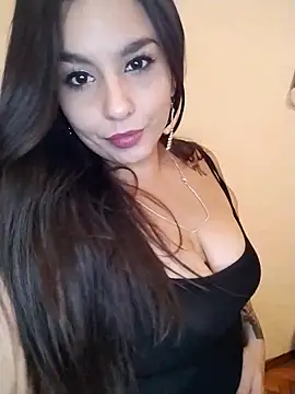 piiruwx online show from January 2, 2025, 8:35 pm