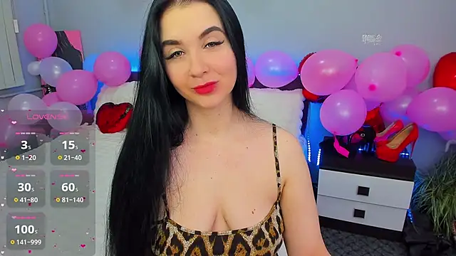 Snapshot of KeiraChoCo chatting on February 25, 2026, 8:41 pm KeiraChoCo online show from February 25, 2026, 8:41 pm