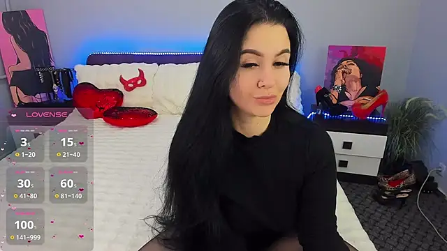 Snapshot of KeiraChoCo chatting on November 9, 2025, 7:29 pm KeiraChoCo online show from November 9, 2025, 7:29 pm