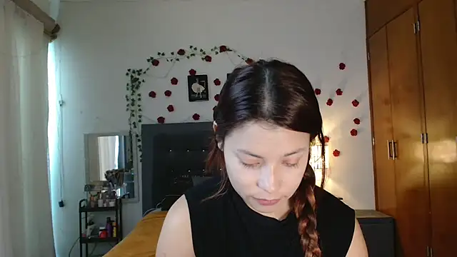 3littleschoolteens online show from February 23, 2026, 6:08 pm